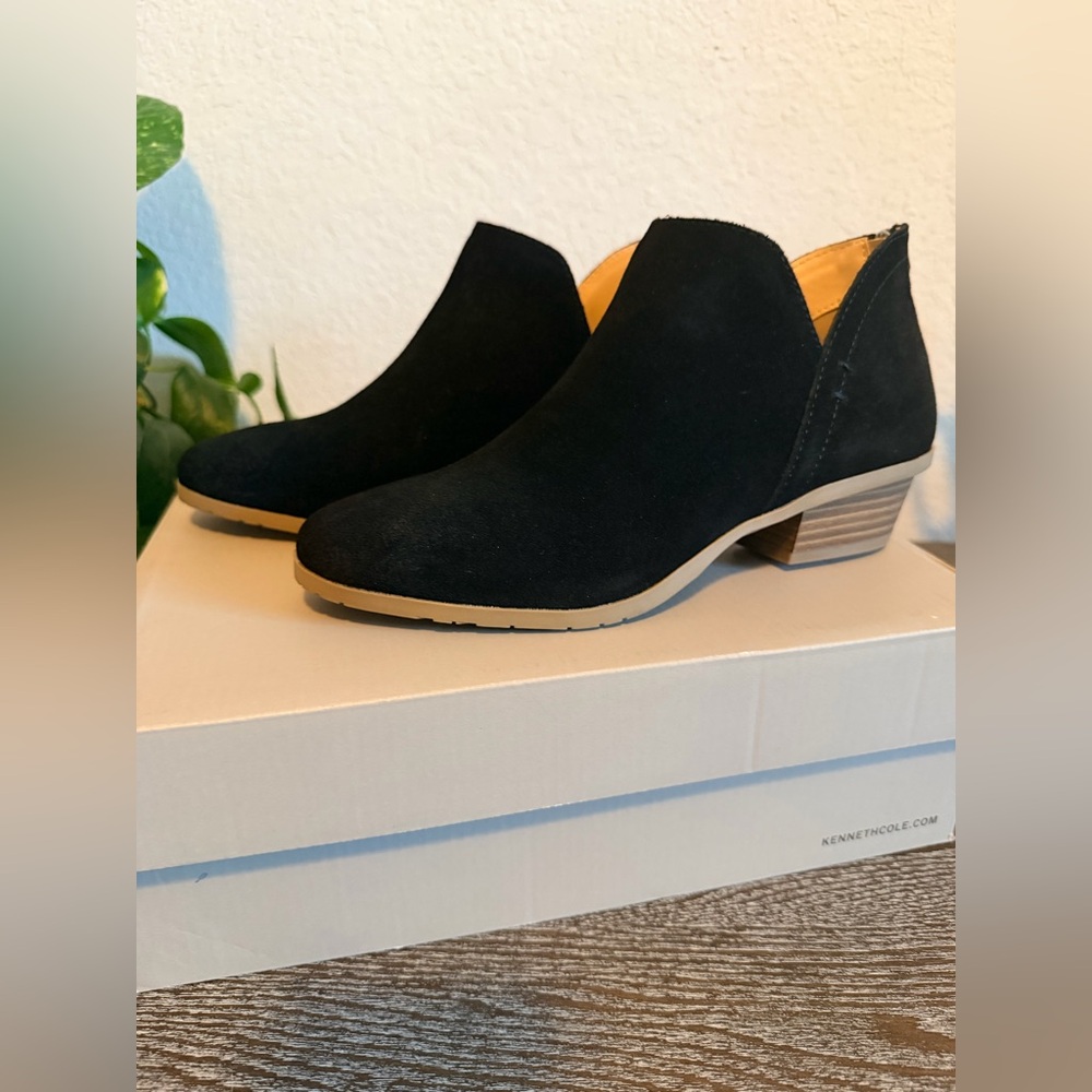 Kenneth Cole Black Suede Ankle Booties with Stacked Heel